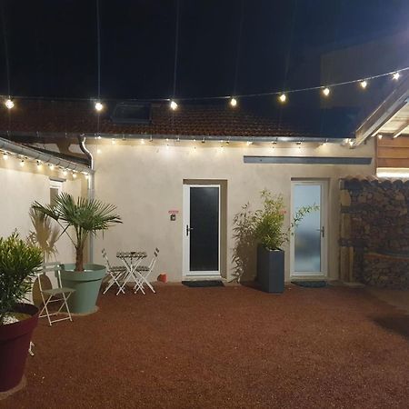 Le Boheme, Sauna & Spa Riorges Εξωτερικό φωτογραφία