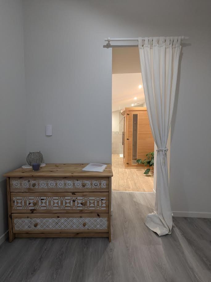Le Boheme, Sauna & Spa Riorges Εξωτερικό φωτογραφία